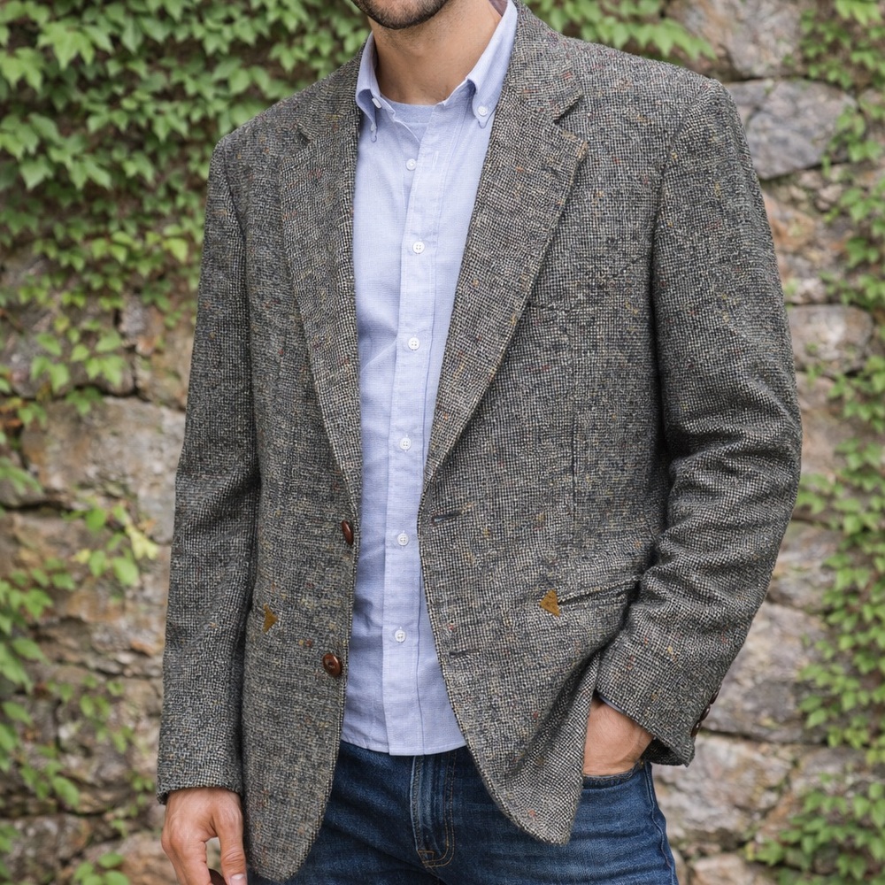 VINTAGE CHADWOOD CLOTHES Tweed Blazer with Leather Buttons, 40R